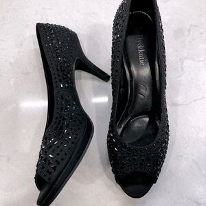 Kelly & Katie Heels, Size 8, Black